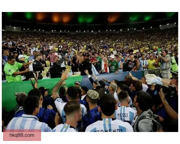 卢克肖社媒自宣再度受伤称完全崩溃仍承诺尽快复出引球迷关切未来